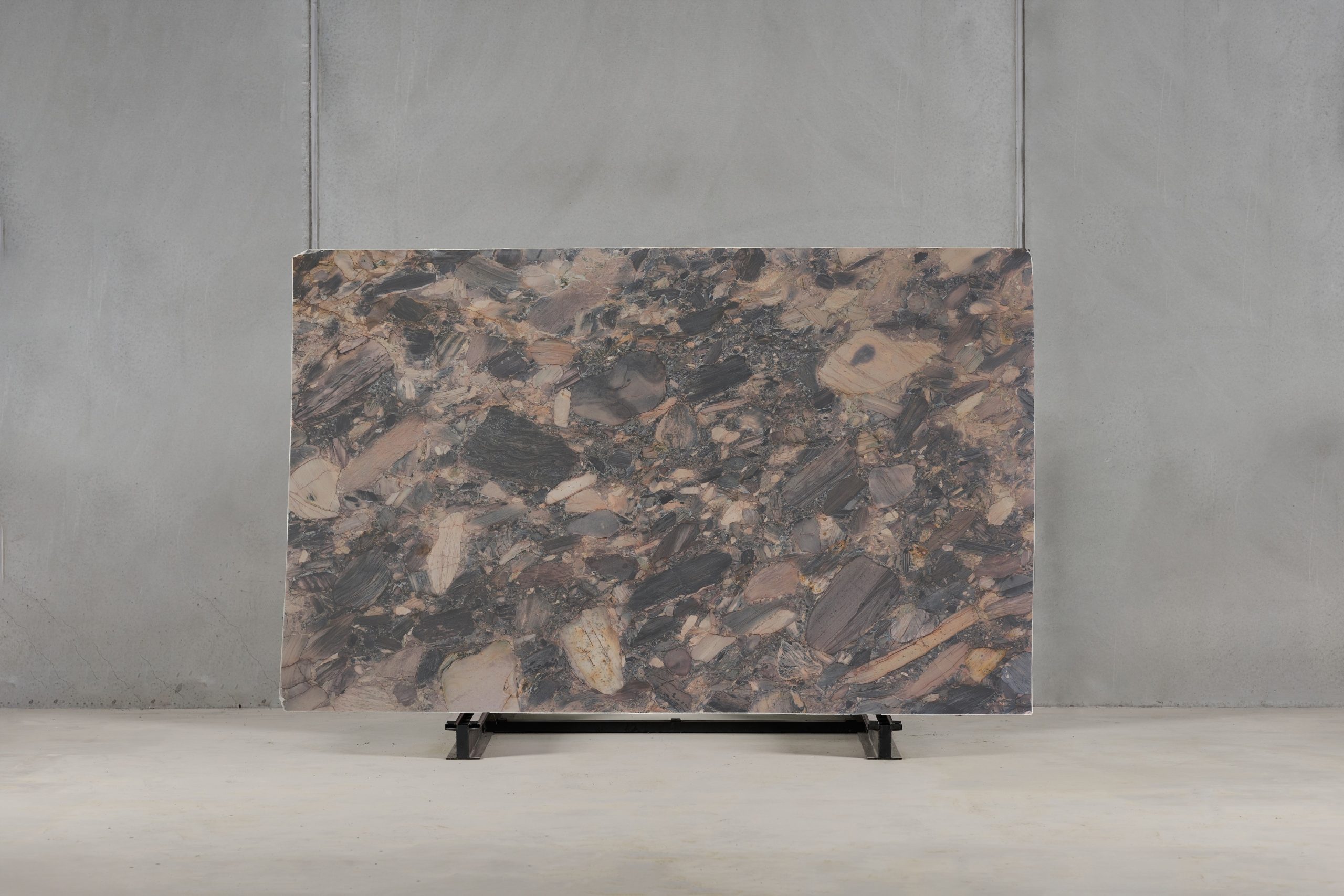 Roccia Rosa Quartzite Slab